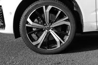 Volvo XC60 din 2023 cu 18.570 km - oferta VOL113394 - foto 3