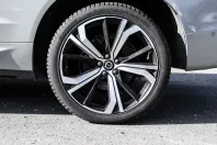 Volvo XC60 din 2023 cu 22.649 km - oferta VOL113397 - foto 3