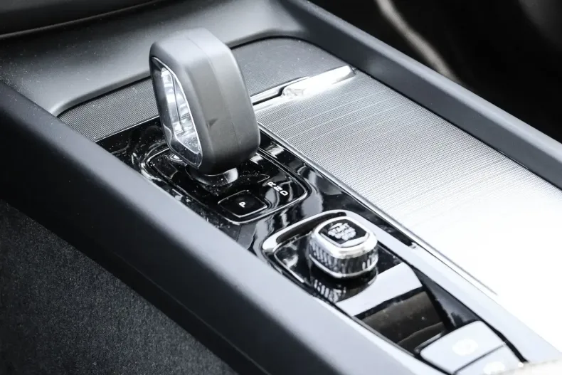 Volvo XC60 din 2023 cu 22.649 km - oferta VOL113397 - foto 11