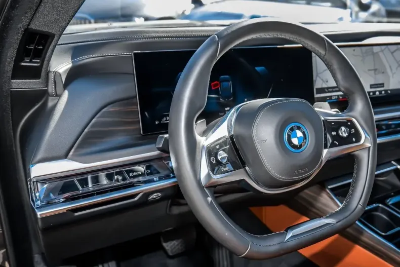 BMW 750 din 2023 cu 27.461 km - oferta BMW113413 - foto 15