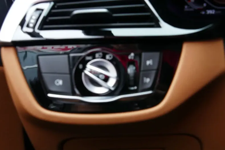 BMW 520 din 2023 cu 59.985 km - oferta BMW113423 - foto 19