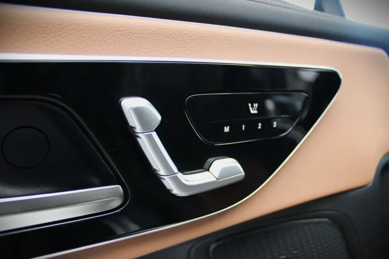 Mercedes-Benz CLE 200 din 2024 cu 23.900 km - oferta MER113432 - foto 18