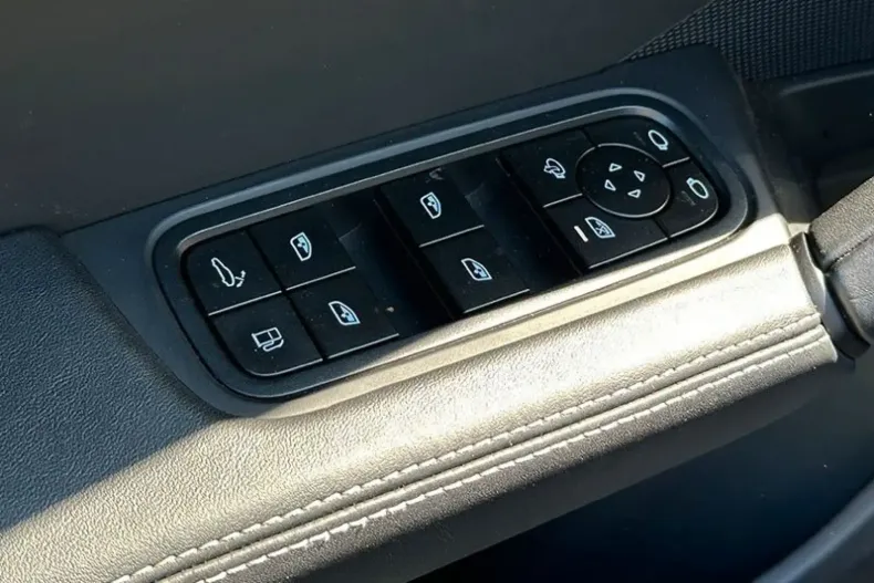 Porsche Cayenne din 2024 cu 45.000 km - oferta POR113442 - foto 27