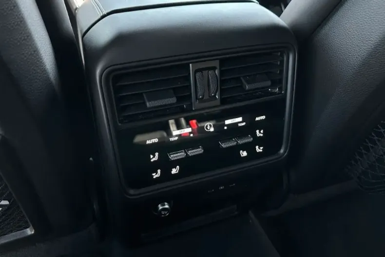 Porsche Cayenne din 2024 cu 45.000 km - oferta POR113442 - foto 33