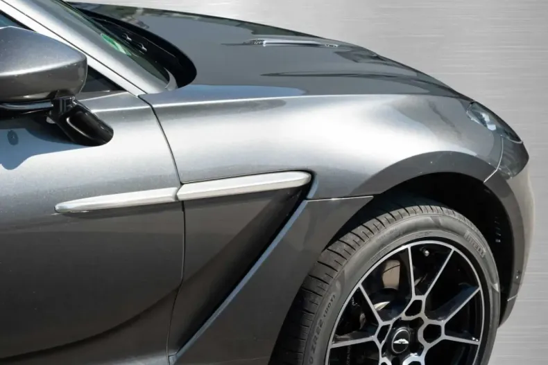Aston Martin DBX din 2024 cu 14.000 km - oferta AST113443 - foto 9