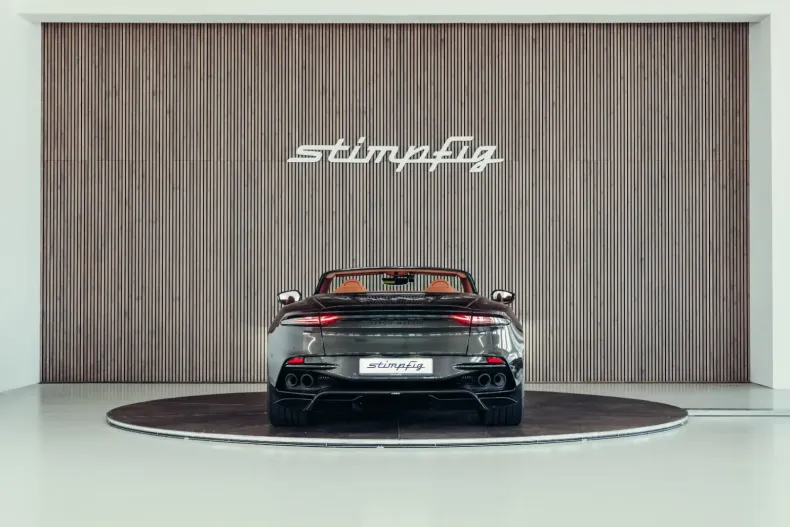 Aston Martin DBS din 2024 cu 4.484 km - oferta AST113452 - foto 4