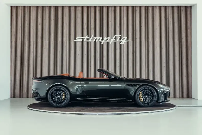 Aston Martin DBS din 2024 cu 4.484 km - oferta AST113452 - foto 6