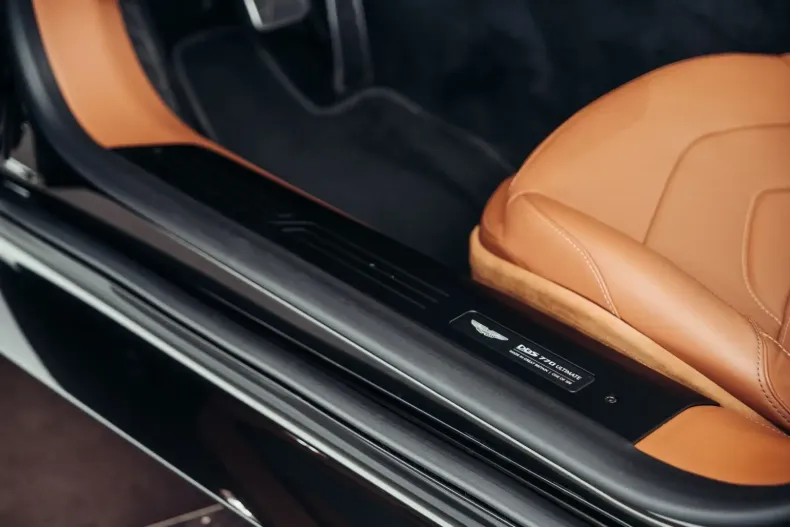 Aston Martin DBS din 2024 cu 4.484 km - oferta AST113452 - foto 20