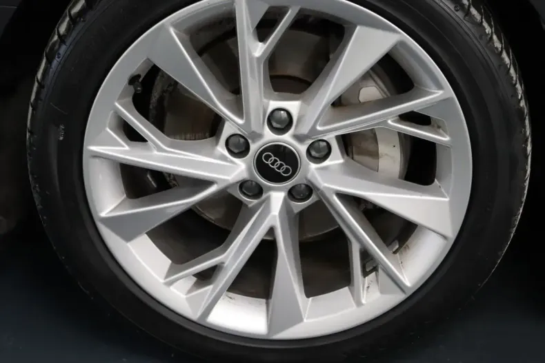 Audi A5 din 2022 cu 65.708 km - oferta AUD113466 - foto 5