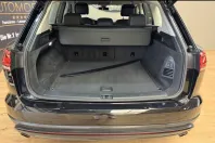 Volkswagen Touareg din 2022 cu 95.375 km - oferta VOL113493 - foto 4
