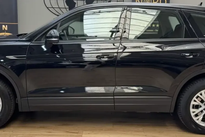 Volkswagen Touareg din 2022 cu 95.375 km - oferta VOL113493 - foto 9