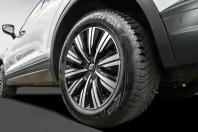 Volkswagen Touareg din 2022 cu 93.928 km - oferta VOL113495 - foto 2