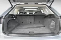 Volkswagen Touareg din 2022 cu 93.928 km - oferta VOL113495 - foto 3