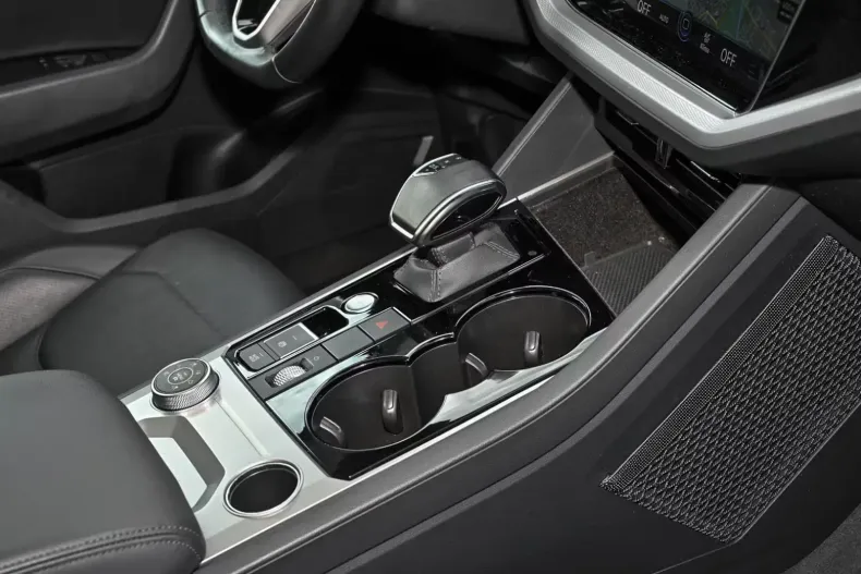 Volkswagen Touareg din 2022 cu 93.928 km - oferta VOL113495 - foto 6