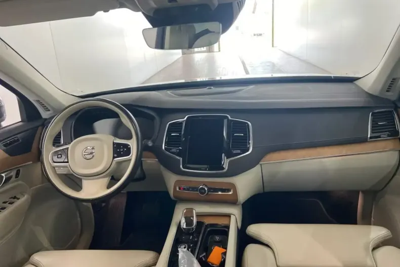 Volvo XC90 din 2022 cu 116.415 km - oferta VOL113502 - foto 6