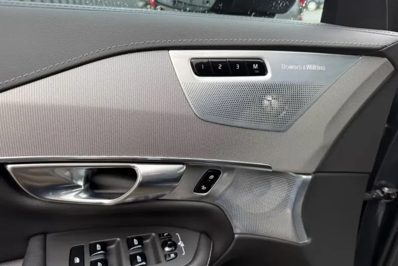 Volvo XC90 din 2022 cu 122.080 km - oferta VOL113504 - foto 11