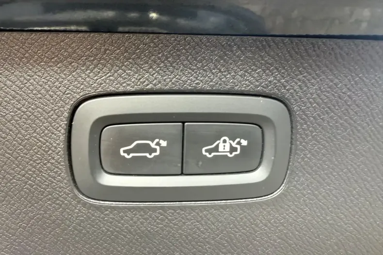 Volvo XC90 din 2022 cu 122.080 km - oferta VOL113504 - foto 12