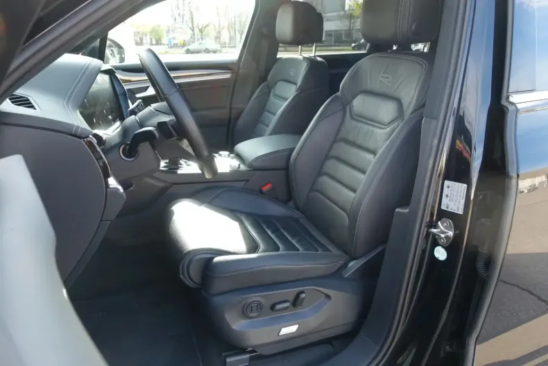 Volkswagen Touareg din 2022 cu 125.000 km - oferta VOL113506 - foto 5