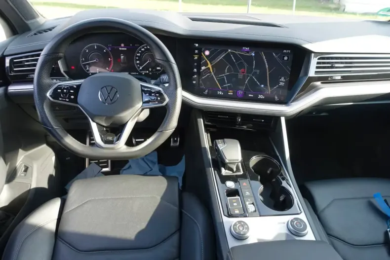 Volkswagen Touareg din 2022 cu 125.000 km - oferta VOL113506 - foto 8