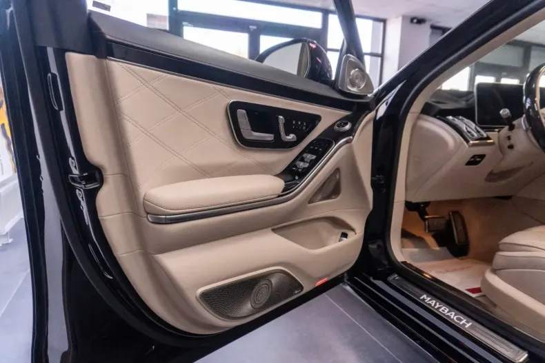 Mercedes-Benz S 580 din 2023 cu 25.441 km - oferta MER113508 - foto 13