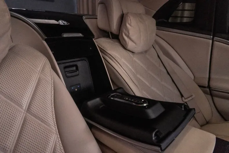 Mercedes-Benz S 580 din 2023 cu 25.441 km - oferta MER113508 - foto 49