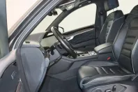 Volkswagen Touareg din 2022 cu 116.411 km - oferta VOL113510 - foto 4