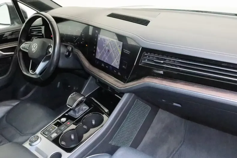Volkswagen Touareg din 2022 cu 116.411 km - oferta VOL113510 - foto 13