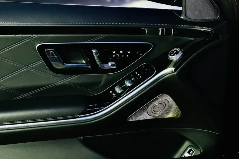 Mercedes-Benz S 580 din 2024 cu 21.500 km - oferta MER113511 - foto 14