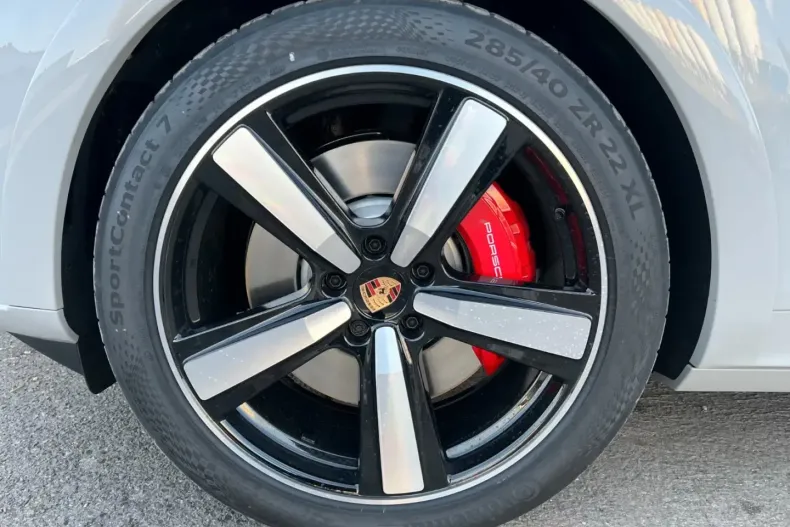 Porsche Cayenne din 2025 cu 20 km - oferta POR113515 - foto 3