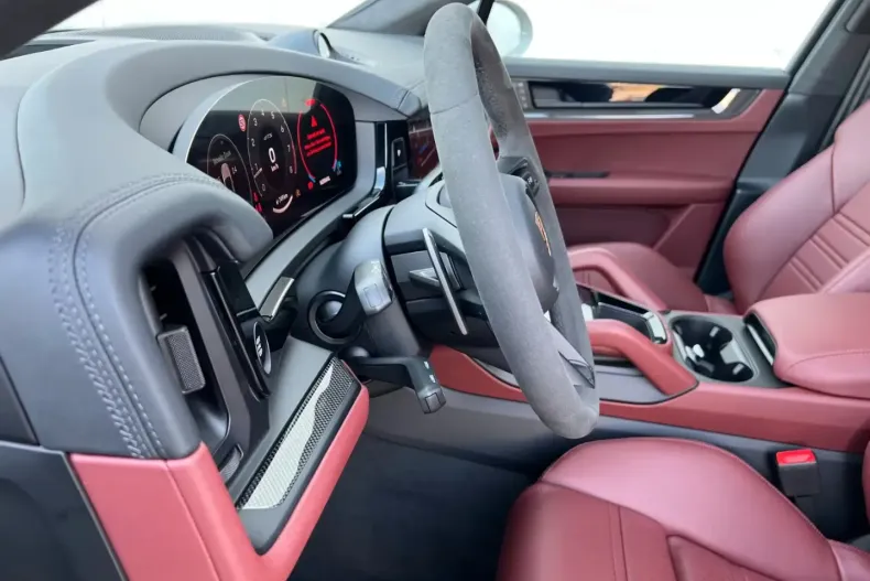 Porsche Cayenne din 2025 cu 20 km - oferta POR113515 - foto 7