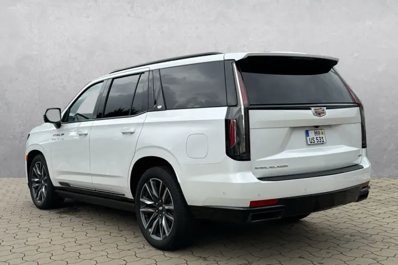 Cadillac Escalade din 2024 cu 11.980 km - oferta CAD113516 - foto 2