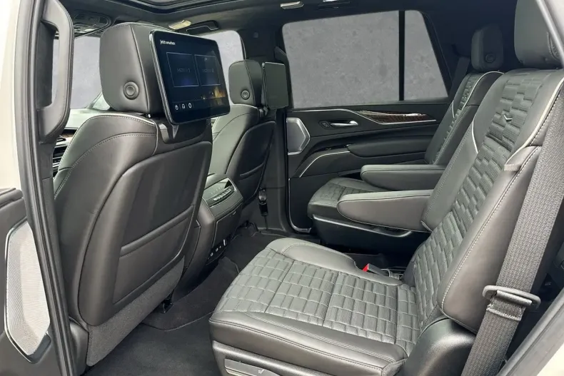 Cadillac Escalade din 2024 cu 11.980 km - oferta CAD113516 - foto 5