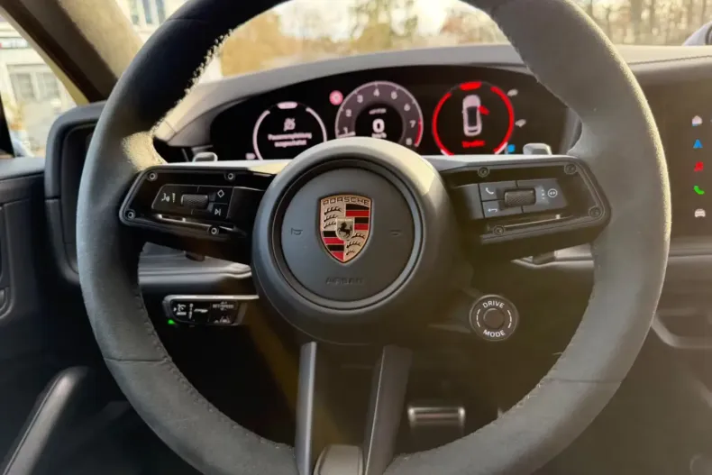 Porsche Cayenne din 2024 cu 12.500 km - oferta POR113522 - foto 6