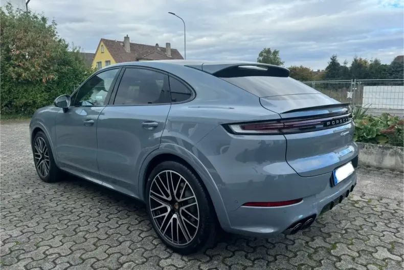 Porsche Cayenne din 2024 cu 8.900 km - oferta POR113525 - foto 2