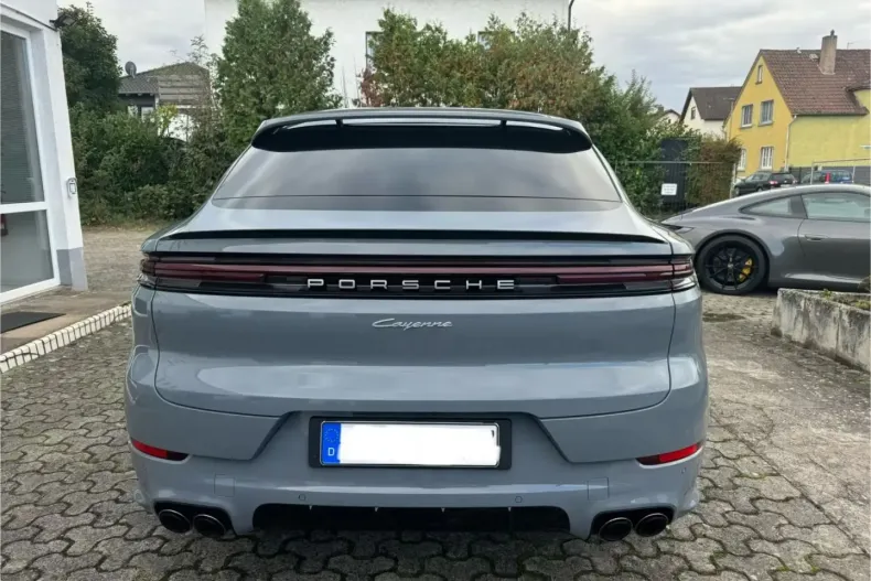 Porsche Cayenne din 2024 cu 8.900 km - oferta POR113525 - foto 3