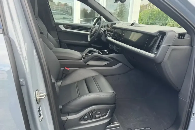 Porsche Cayenne din 2024 cu 8.900 km - oferta POR113525 - foto 11