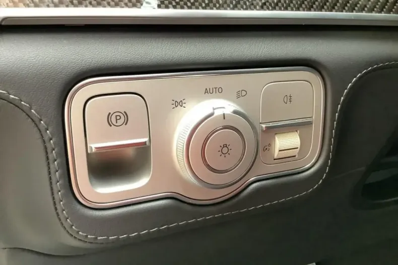 Mercedes-Benz GLE 63 AMG din 2024 cu 8.000 km - oferta MER113531 - foto 15