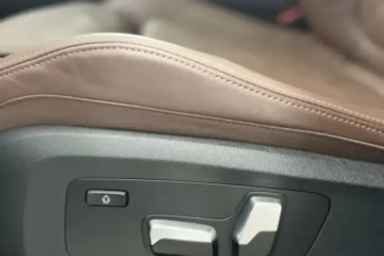 BMW X6 din 2022 cu 75.216 km - oferta BMW113537 - foto 13