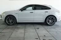 Porsche Cayenne din 2025 cu 1.800 km - oferta POR113538 - foto 2