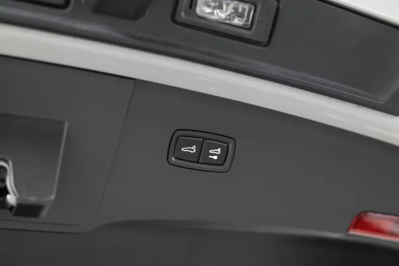 Porsche Cayenne din 2024 cu 7.795 km - oferta POR113546 - foto 12