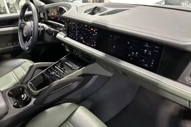 Porsche Cayenne din 2024 cu 23.500 km - oferta POR113547 - foto 7