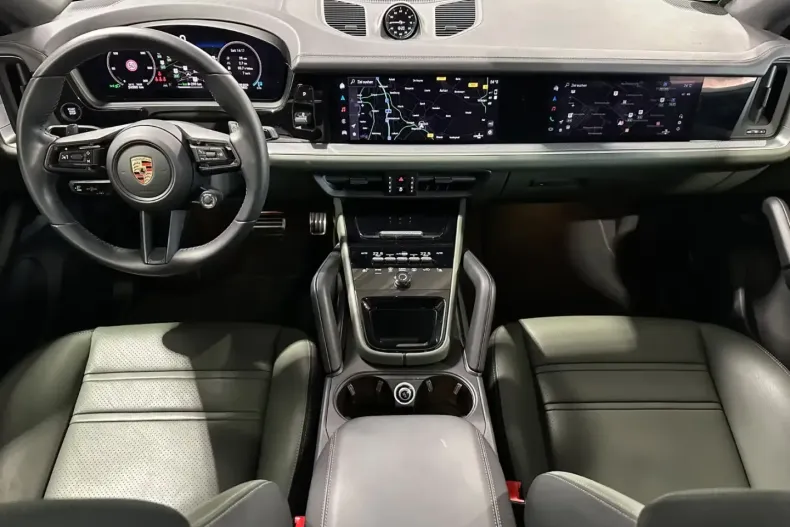 Porsche Cayenne din 2024 cu 23.500 km - oferta POR113547 - foto 14