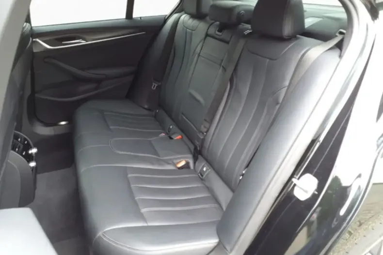 BMW 520 din 2021 cu 70.200 km - oferta BMW113550 - foto 11