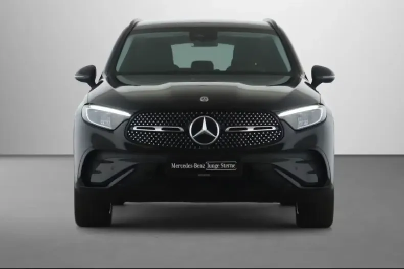 Mercedes-Benz GLC 200 din 2023 cu 32.900 km - oferta MER113558 - foto 1