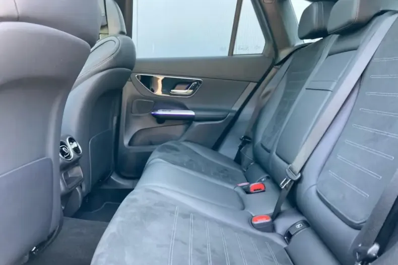 Mercedes-Benz GLC 200 din 2023 cu 74.498 km - oferta MER113562 - foto 7