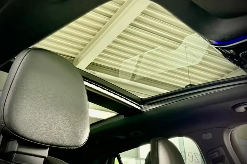 Mercedes-Benz GLC 200 din 2023 cu 49.370 km - oferta MER113563 - foto 10