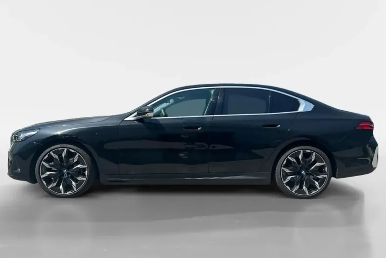 BMW 550 din 2024 cu 27.600 km - oferta BMW113571 - foto 4