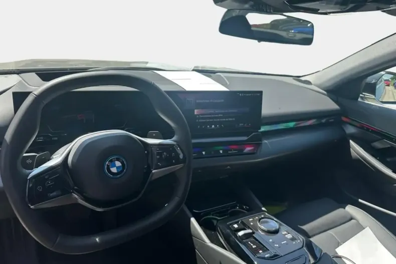 BMW 550 din 2024 cu 27.600 km - oferta BMW113571 - foto 11
