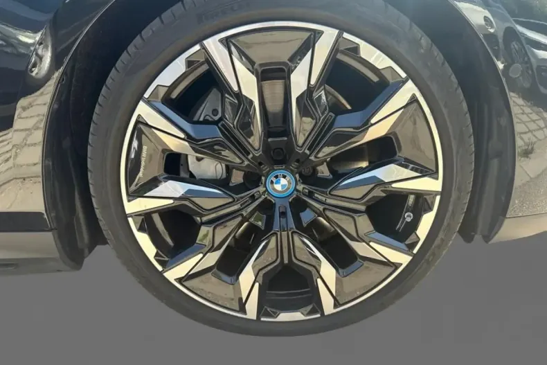 BMW 550 din 2024 cu 27.600 km - oferta BMW113571 - foto 14