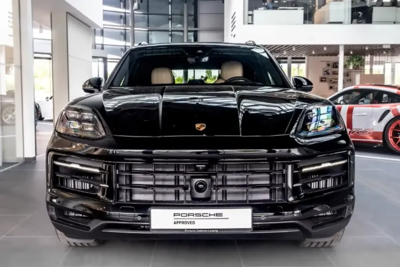 Porsche Cayenne din 2025 cu 7.900 km - oferta POR113577 - foto 4